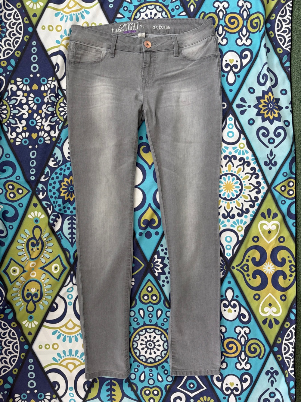 refuge Skinny Skin Tight Jeggings Size 8 Light Gray